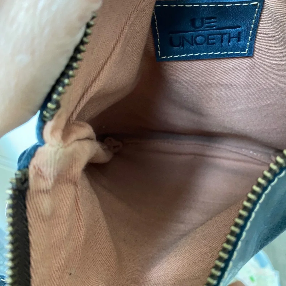 UNOETH amara leather